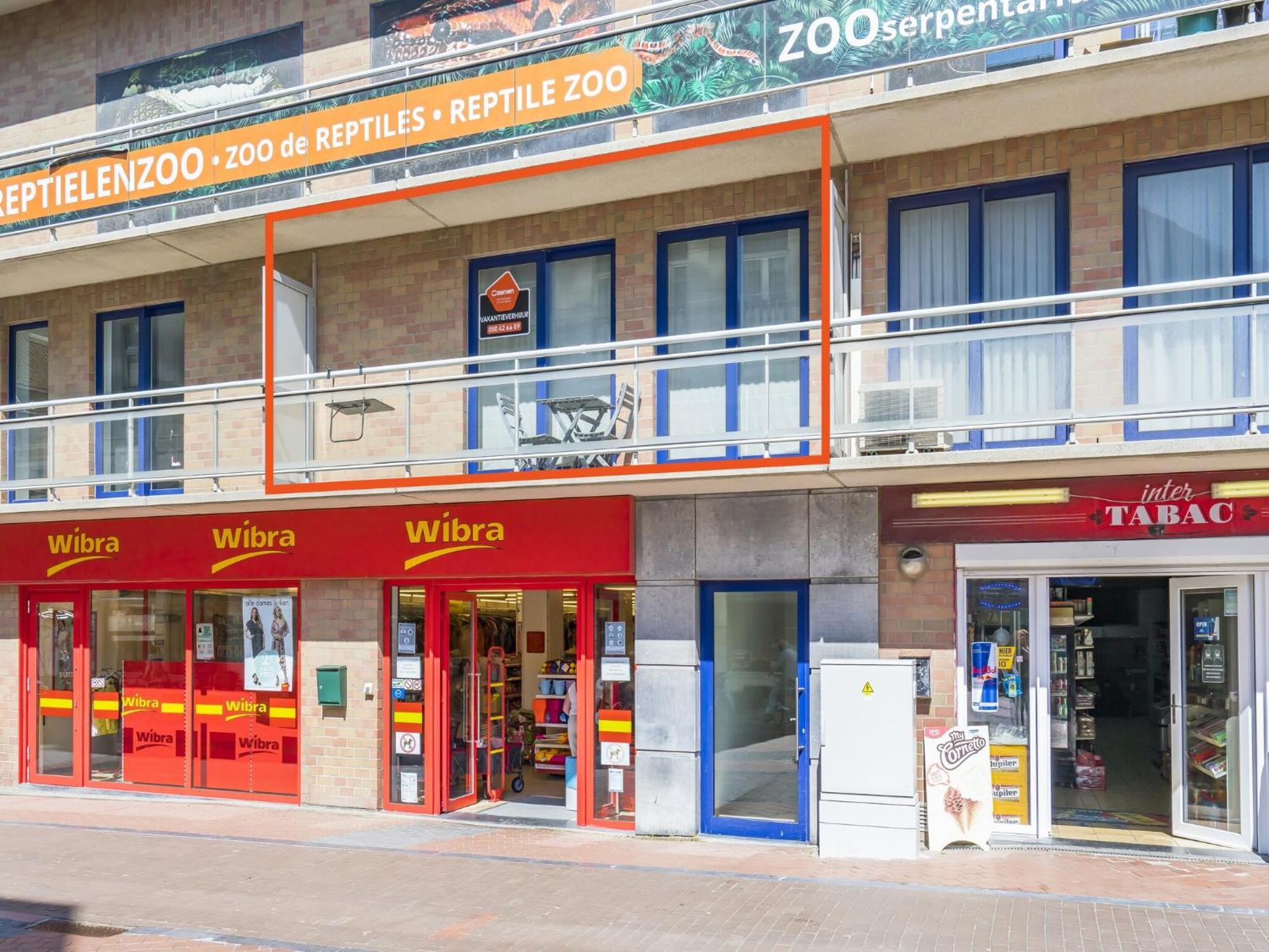 Studio In Blankenberge Near Casino Square, Cleaning Included Appartement *